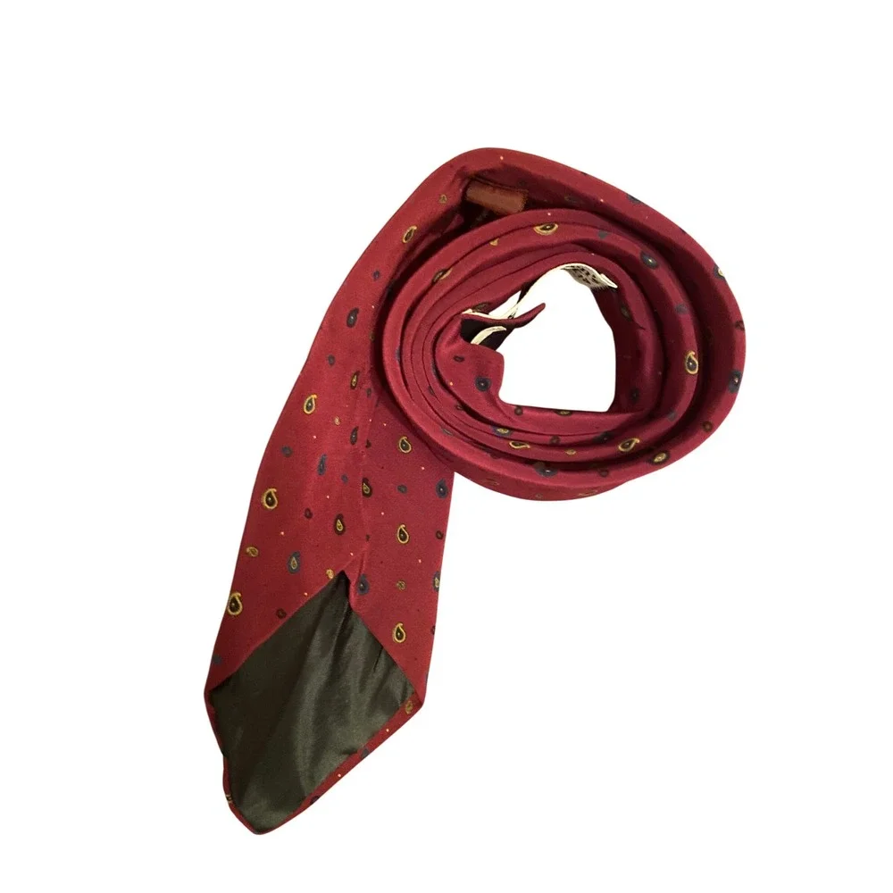 Oscar‎ de la Renta Mens Silk Necktie Burgundy Paisley Print Gentlemen's Quarter